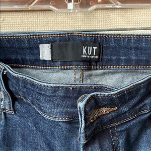 Kut from the Kloth Dark Wash Women's Straight Leg Jeans